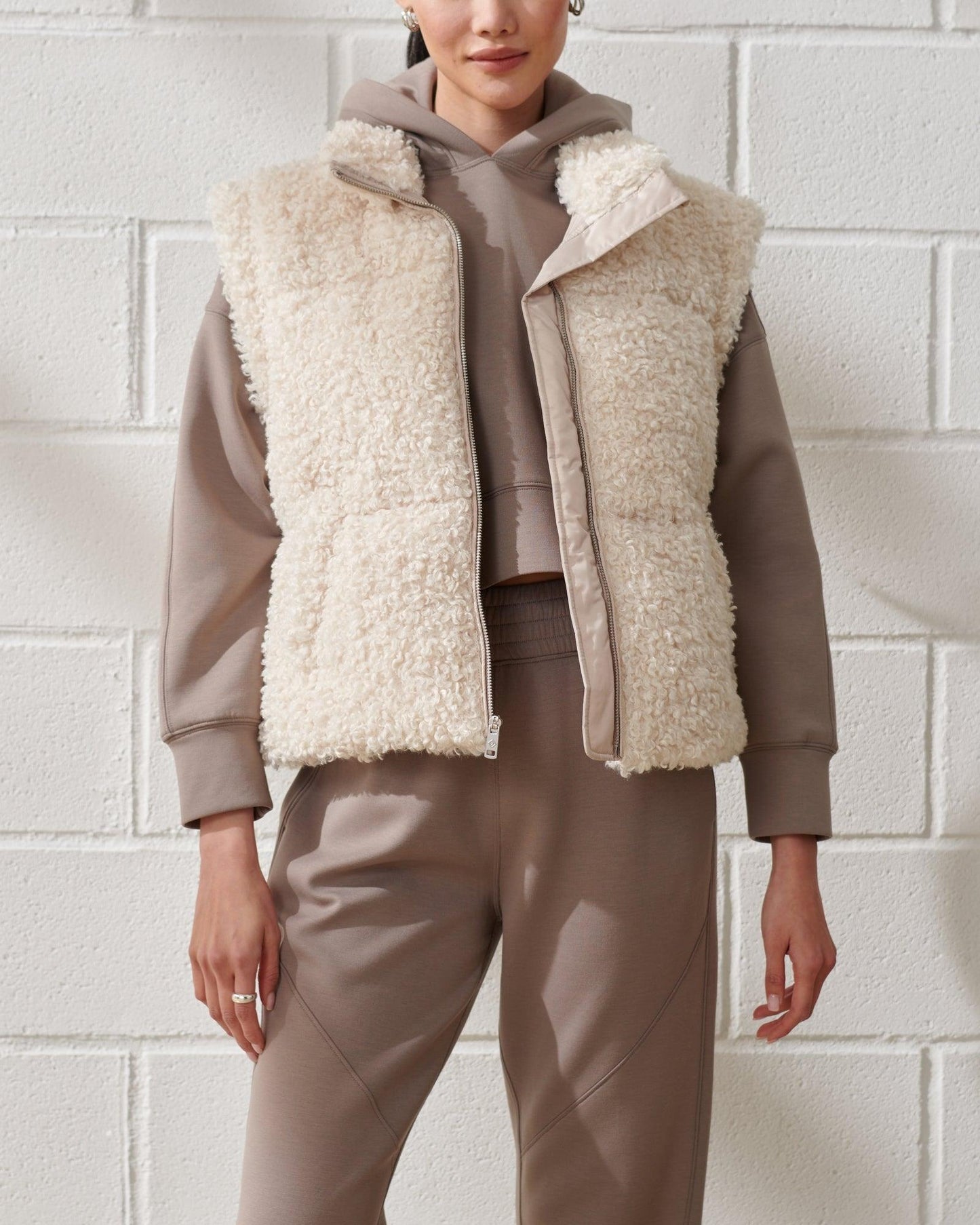 Abercrombie & Fitch Colete mini soprador YPB Sherpa